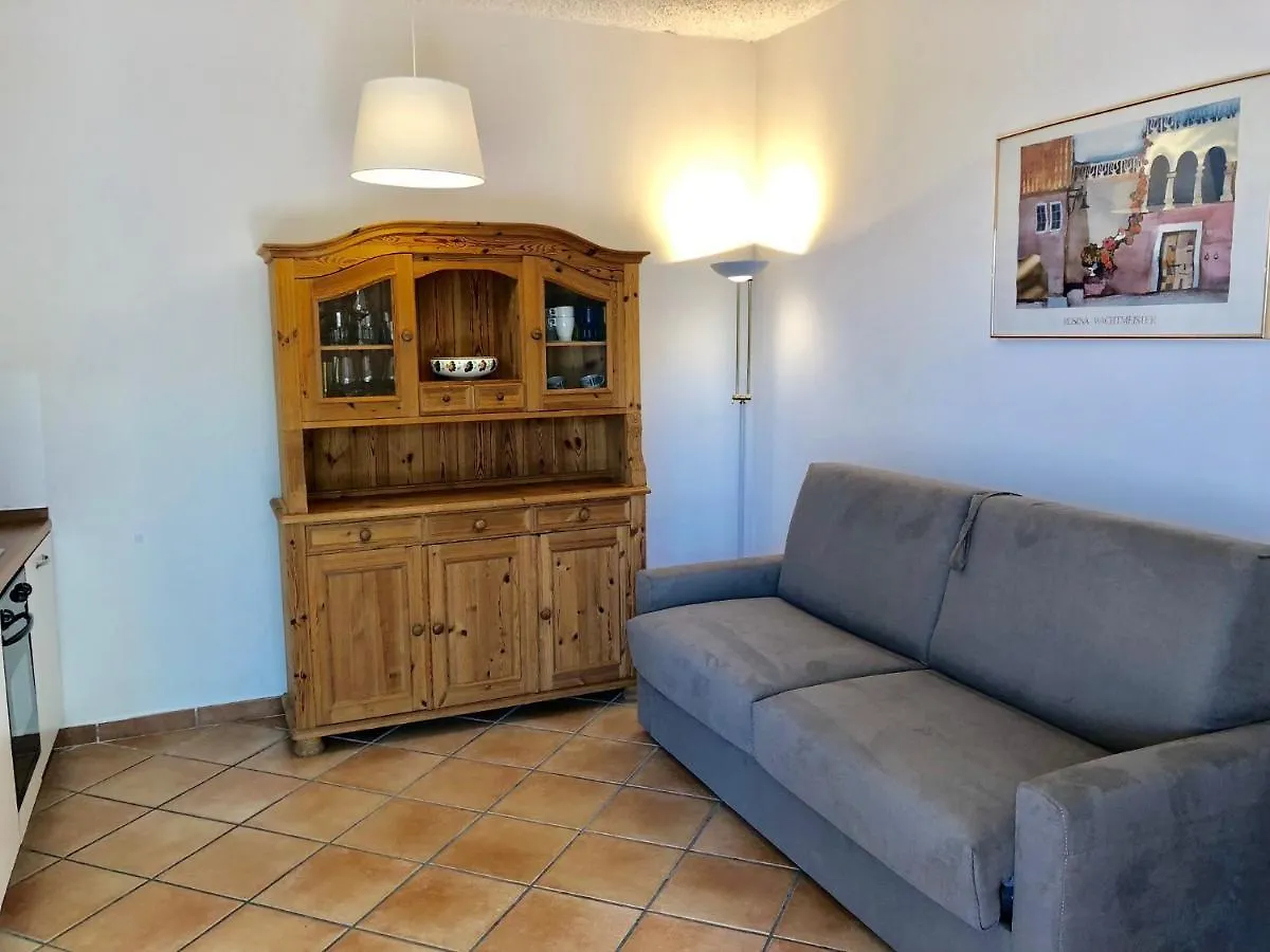 Aparthotel Residenza Ai Ronchi 1 2 6 Maccagno Italien