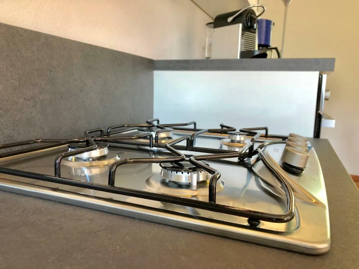 Residenza Ai Ronchi 1 2 6 Aparthotel Maccagno