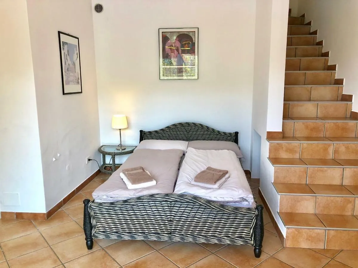 Residenza Ai Ronchi 1 2 6 Aparthotel Maccagno 0*,