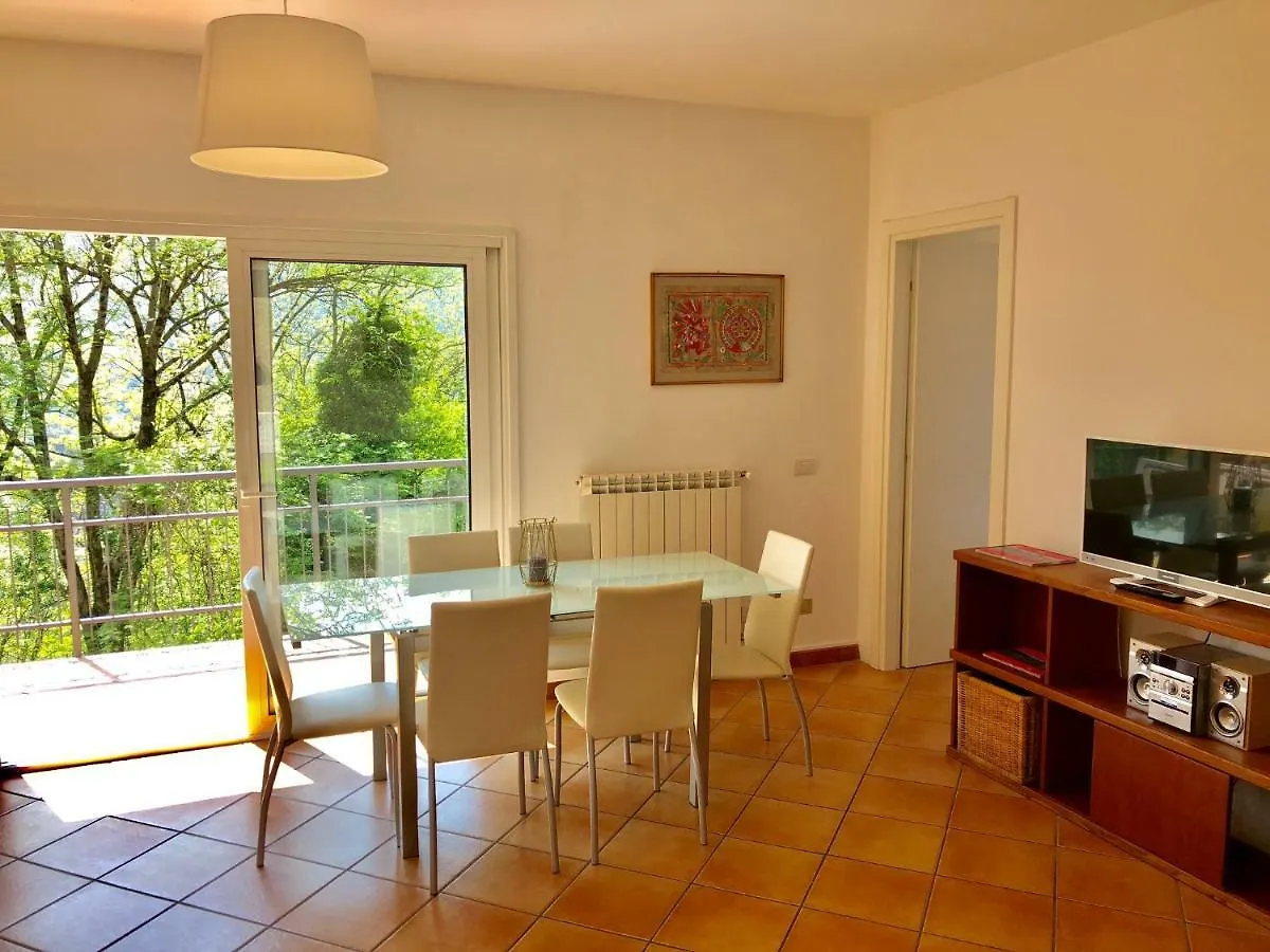 Residenza Ai Ronchi 1 2 6 Aparthotel Maccagno